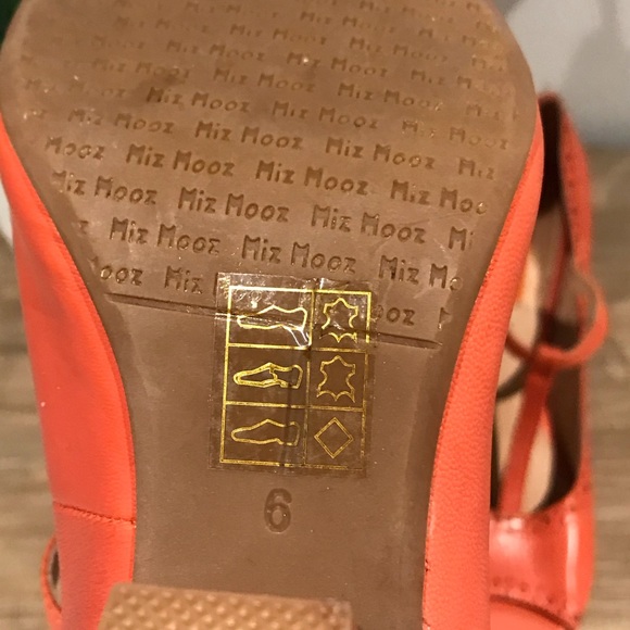🐚 Miz Mooze Coral T Strap Heels - Picture 6 of 6